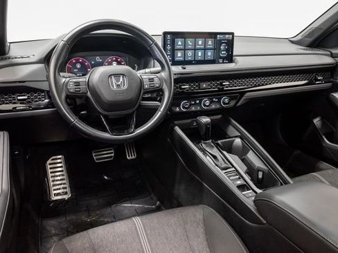 Used 2024 Honda Accord Sport image 6