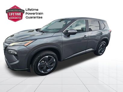 Used 2025 Nissan Rogue SV
