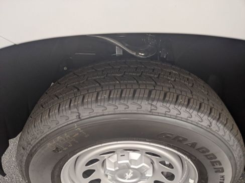 New 2025 Chevrolet Silverado 1500 W/T w/ WT Value Package image 12