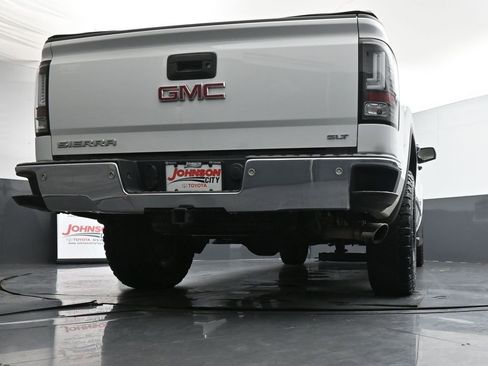 Used 2015 GMC Sierra 1500 SLT w/ SLT Crew Cab Value Package image 39
