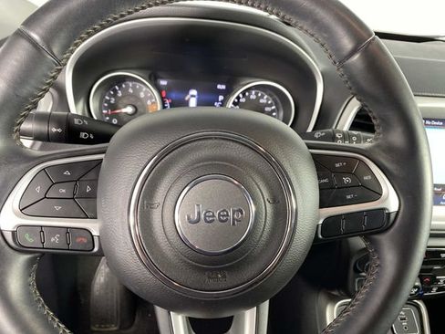 Used 2018 Jeep Compass Latitude w/ Popular Equipment Group AWD/4WD image 15