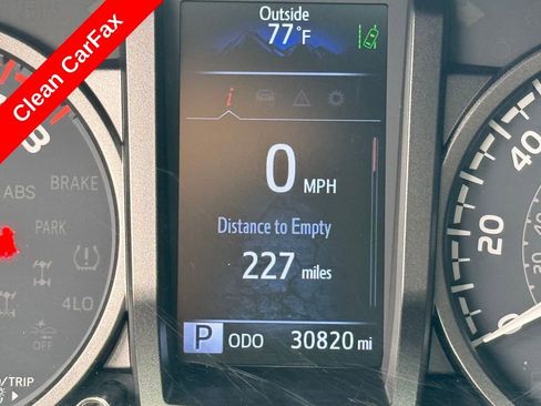 Used 2023 Toyota Tacoma TRD Sport image 5