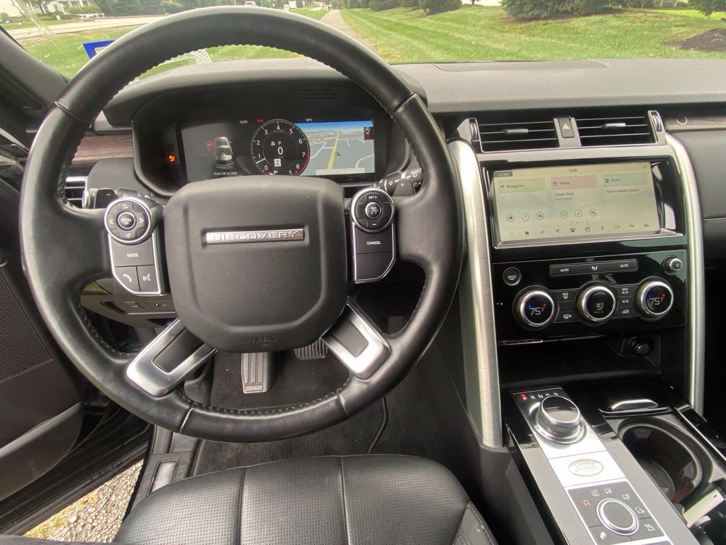Used 2018 Land Rover Discovery HSE AWD/4WD image 10