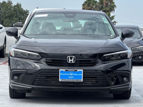Used 2022 Honda Civic Touring image 5