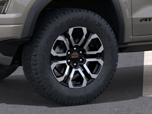 New 2026 GMC Canyon AT4 w/ Technology Plus Package AWD/4WD image 9