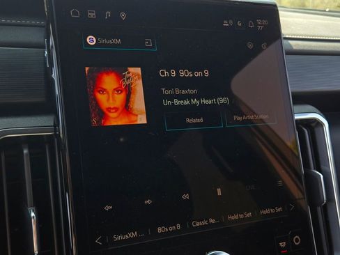 New 2026 GMC Acadia Elevation w/ Elevation Premium Package image 18