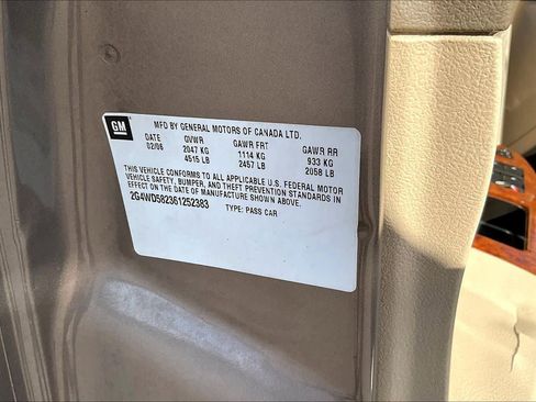 Used 2006 Buick LaCrosse CXL w/ Driver Confidence Package image 34