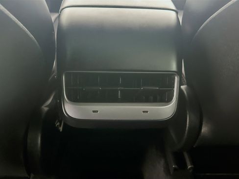 Used 2023 Tesla Model Y Long Range image 25