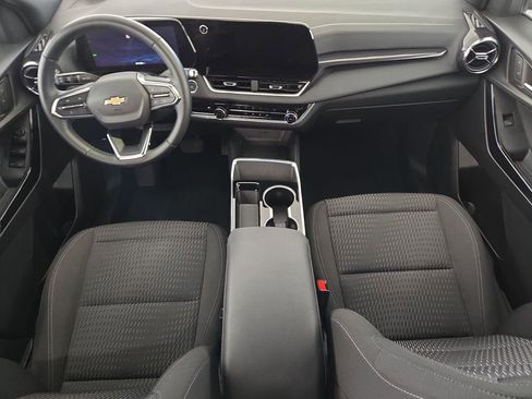 Used 2025 Chevrolet Equinox LT image 25