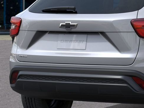New 2026 Chevrolet Trax LS FWD image 14