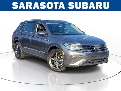 Used 2023 Volkswagen Tiguan SE w/ Panoramic Sunroof Package