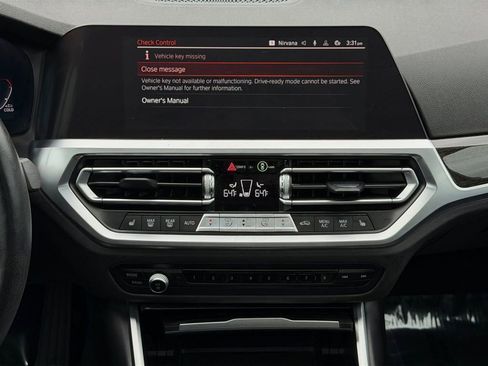 Used 2022 BMW 330i xDrive Sedan w/ Premium Package image 12