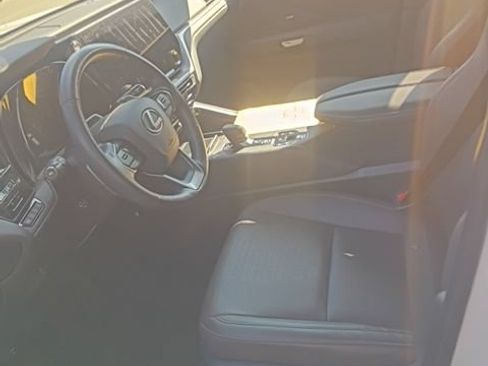 Used 2024 Lexus TX 350 AWD w/ Captains Chair Package image 6