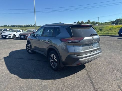 Certified 2023 Nissan Rogue SV w/ SV Premium Package AWD/4WD image 5
