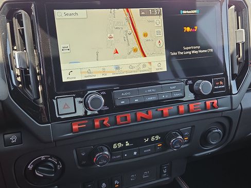 Used 2025 Nissan Frontier PRO-4X w/ Pro Premium Package AWD/4WD image 15