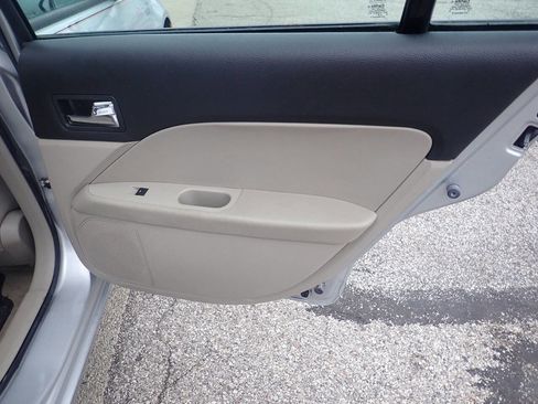 Used 2009 Ford Fusion S image 26