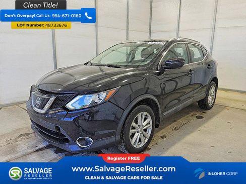 Used 2018 Nissan Rogue Sport SV w/ SV Technology Package AWD/4WD image 1