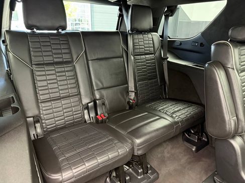 Used 2023 Cadillac Escalade Sport Platinum w/ Heavy-Duty Trailer Package AWD/4WD image 76