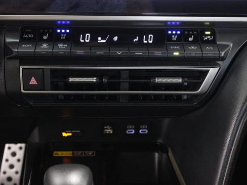 Used 2025 Toyota Camry XSE w/ Premium Plus Package FWD image 20