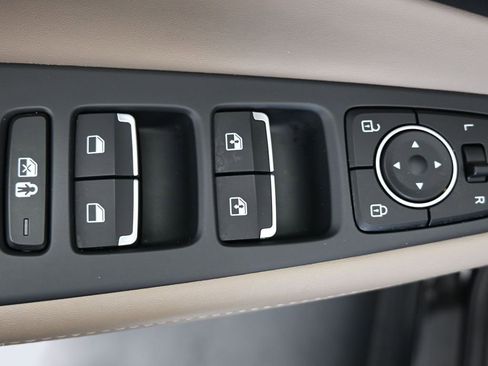 Used 2023 Hyundai Santa Fe SEL w/ Premium Package image 24