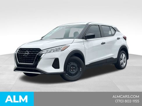 Certified 2025 Nissan Kicks Play S FWD image 1