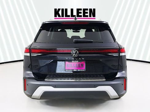 New 2026 Volkswagen Tiguan S image 6