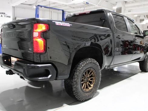 Used 2023 Chevrolet Silverado 1500 LT Trail Boss AWD/4WD image 10