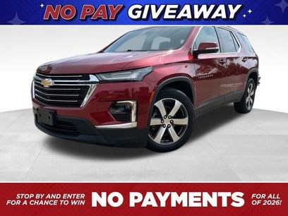 Used 2022 Chevrolet Traverse LT w/ LT Premium Package