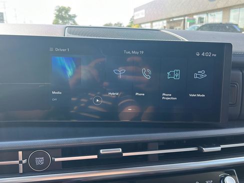 Certified 2025 Hyundai Santa Fe SEL AWD/4WD image 23