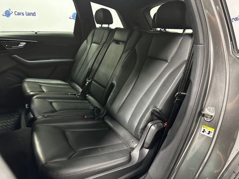 Used 2019 Audi Q7 3.0T Premium Plus w/ Premium Plus Package image 19