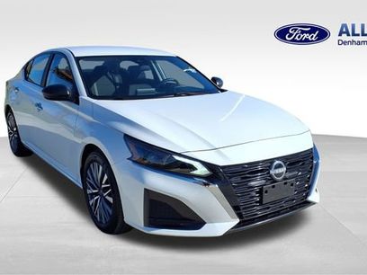 Used 2025 Nissan Altima 2.5 SV