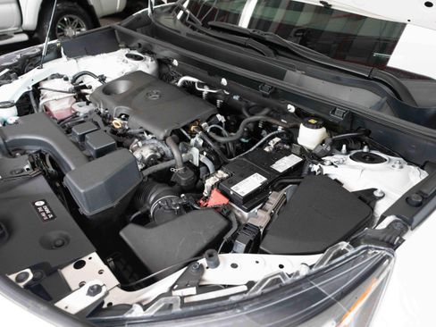 Used 2025 Toyota RAV4 LE AWD/4WD image 33