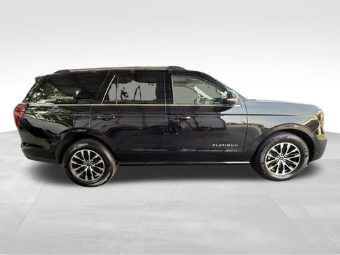Used 2025 Ford Expedition Platinum AWD/4WD image 4