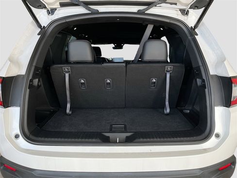 Used 2024 Honda Pilot TrailSport image 27