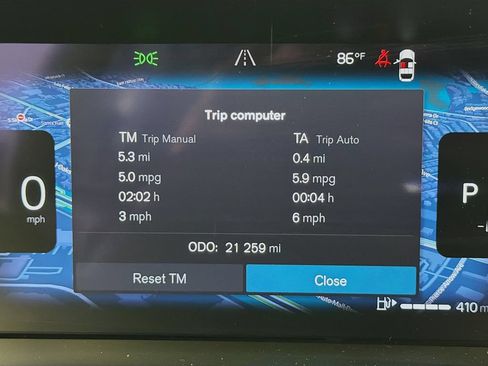 Certified 2023 Volvo XC40 B5 Ultimate w/ Protection Package Premier AWD/4WD image 12