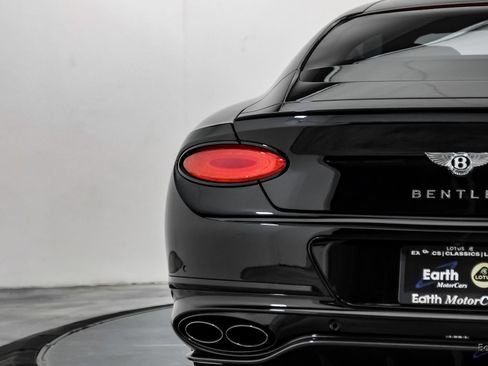 Used 2022 Bentley Continental GT AWD/4WD image 14