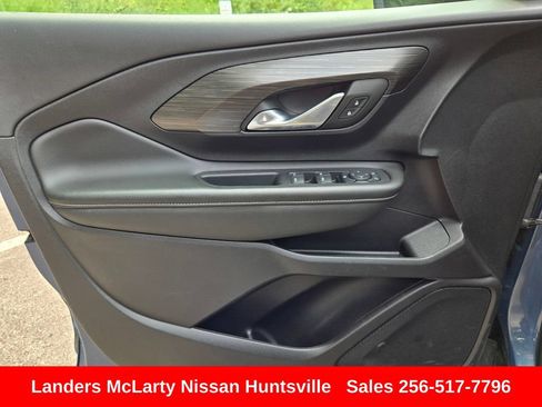Used 2024 GMC Terrain SLE AWD/4WD image 20