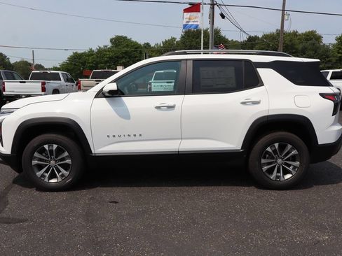 New 2027 Chevrolet Equinox LT w/ Convenience Package II FWD image 35