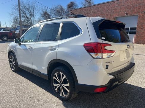 Used 2020 Subaru Forester Limited image 3