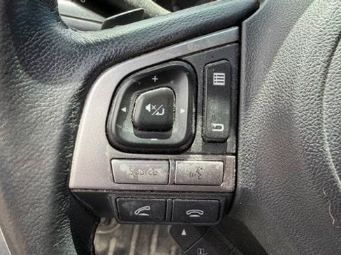 Used 2015 Subaru Legacy 2.5i Premium AWD/4WD image 12