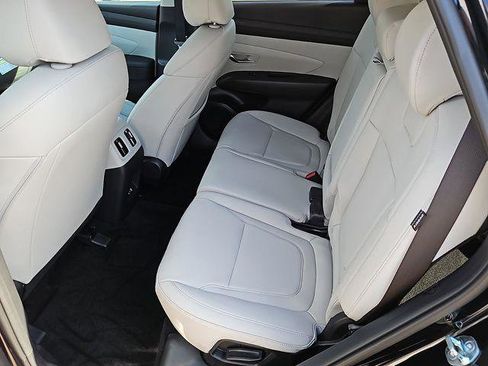 New 2025 Hyundai Tucson SEL FWD image 13
