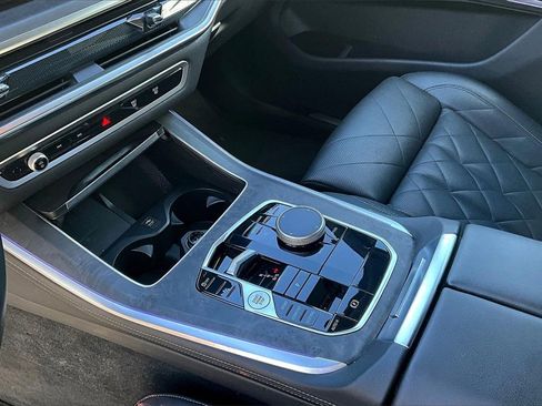 Used 2025 BMW X5 sDrive40i image 16