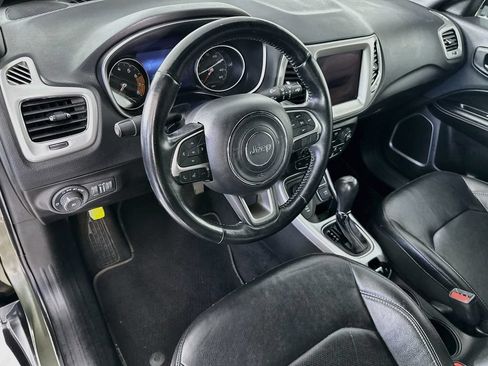 Used 2021 Jeep Compass Latitude AWD/4WD image 29