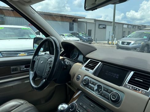 Used 2013 Land Rover Range Rover Sport HSE LUX AWD/4WD image 9