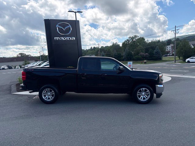 Used 2019 Chevrolet Silverado 1500 LT w/ All Star Edition AWD/4WD image 8