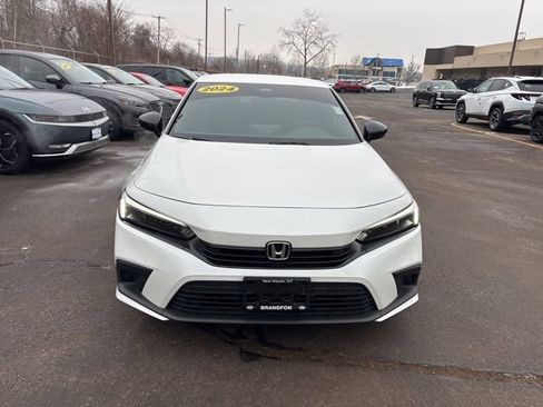 Used 2024 Honda Civic Sport image 2