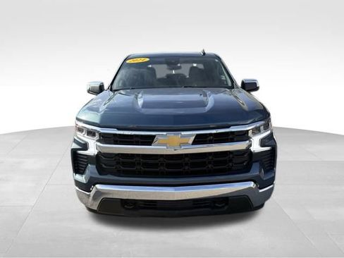 Used 2024 Chevrolet Silverado 1500 LT AWD/4WD image 7