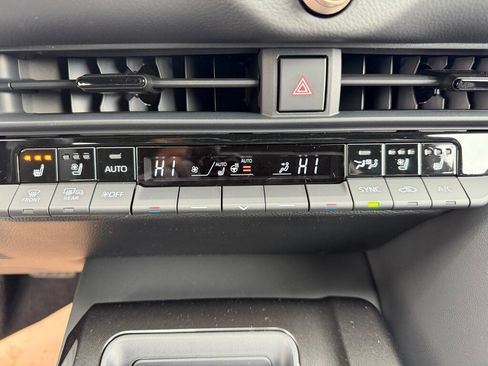 New 2026 Toyota Crown Signia Limited image 14