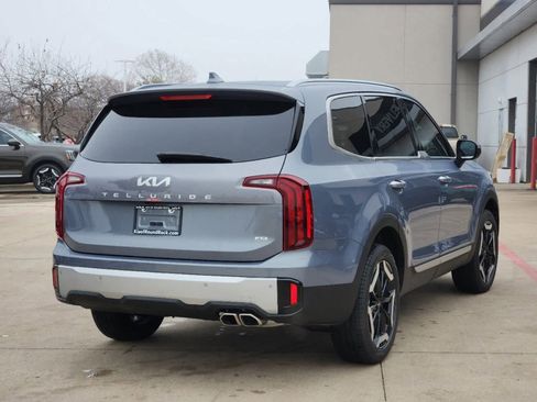 New 2025 Kia Telluride S image 4