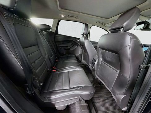 Used 2018 Ford Escape Titanium w/ Ford Safe & Smart Package AWD/4WD image 27